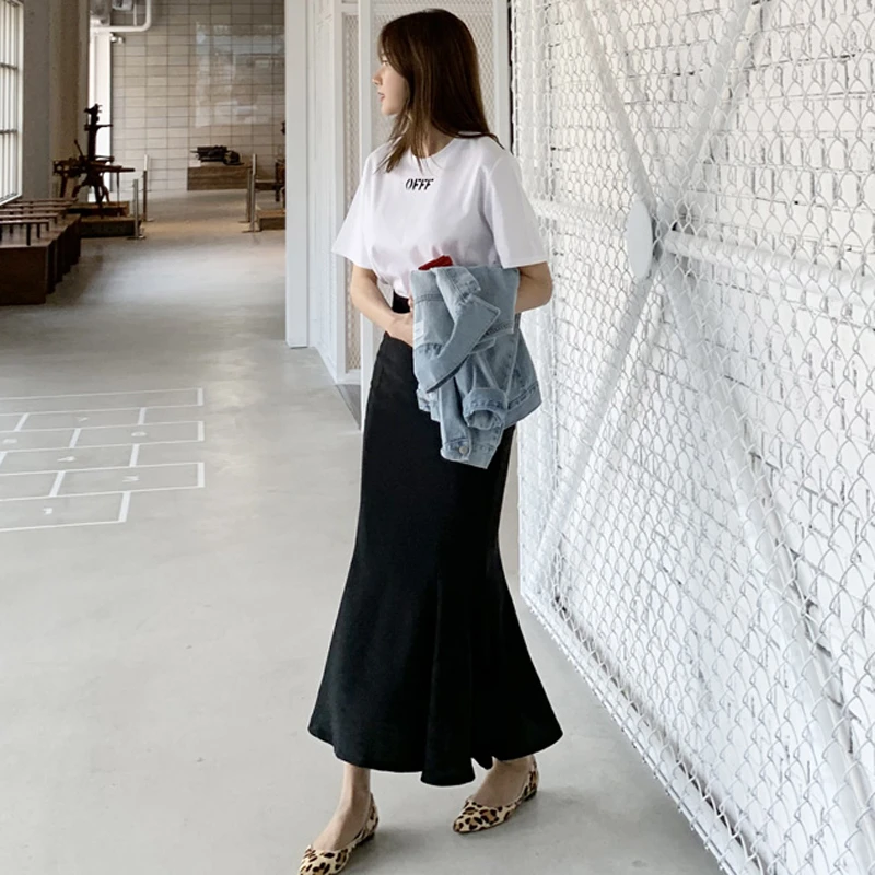 2025夏季高腰包臀鱼尾裙文艺气质半身长裙修身A字复古包裙子黑色