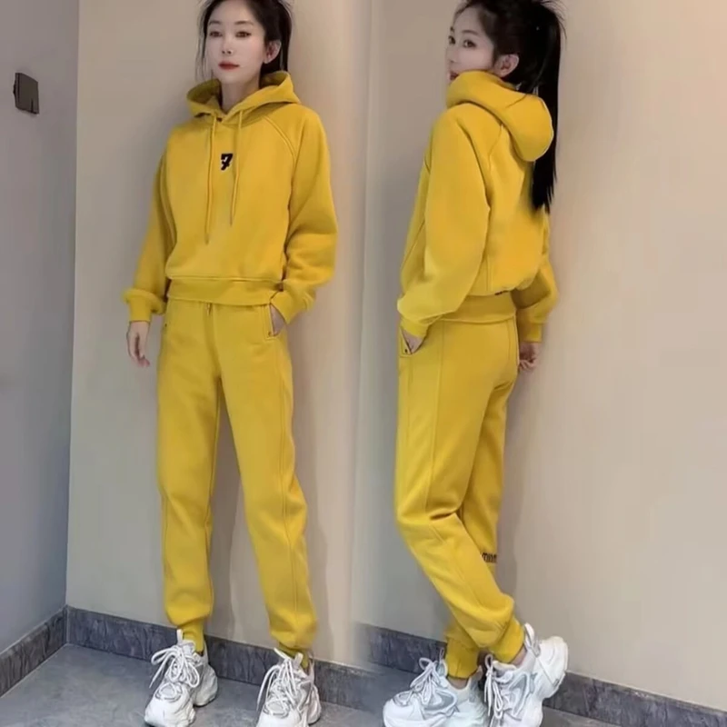 欧货2024冬季新款时尚休闲加绒保暖套装连帽卫衣女减龄套头两件套