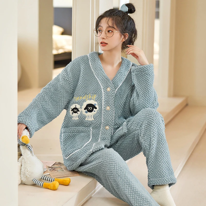 女士新款加绒加厚睡衣冬季简约宽松舒适时尚白色套装家居服可外穿