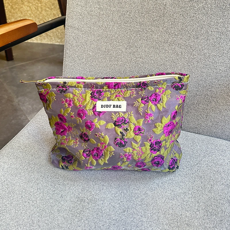 ins新款紫色便携大容量化妆包高级感旅行洗漱包随身帆布收纳包女