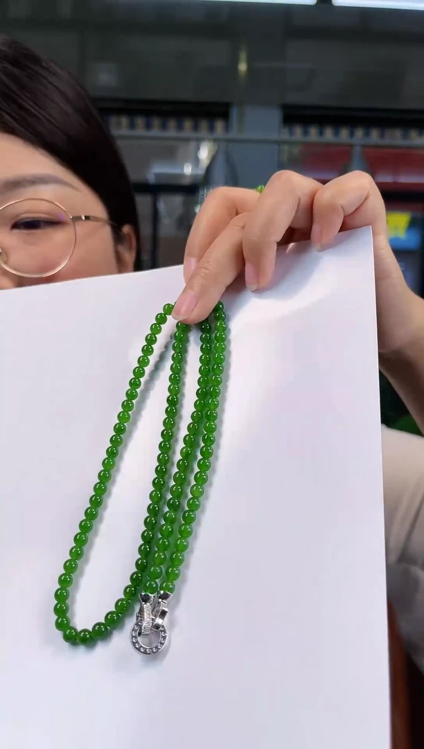 【闪购商品】和田玉(碧玉)毛衣链未镶嵌5mm无黑点色标辣绿毛衣链