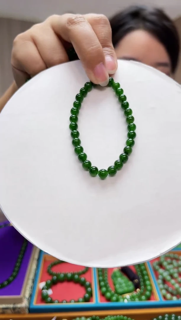 【闪购商品】和田玉（碧玉）手串未镶嵌6mm微黑点菠菜绿单圈