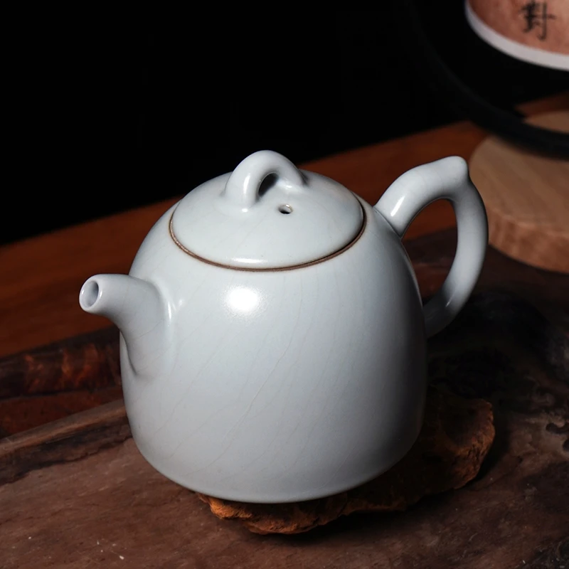清凉寺汝官窑复烧第一人王国奇老师全手工仿古月白釉秦权壶汝瓷