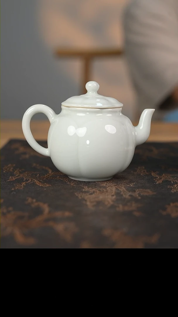 【闪购商品】瓷杯微瑕瓜棱壶