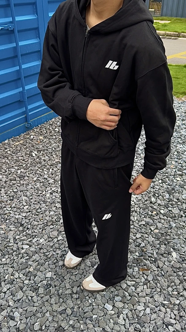 FEZ24FW 3M反光LOGO短宽修身卫衣运动情侣长袖