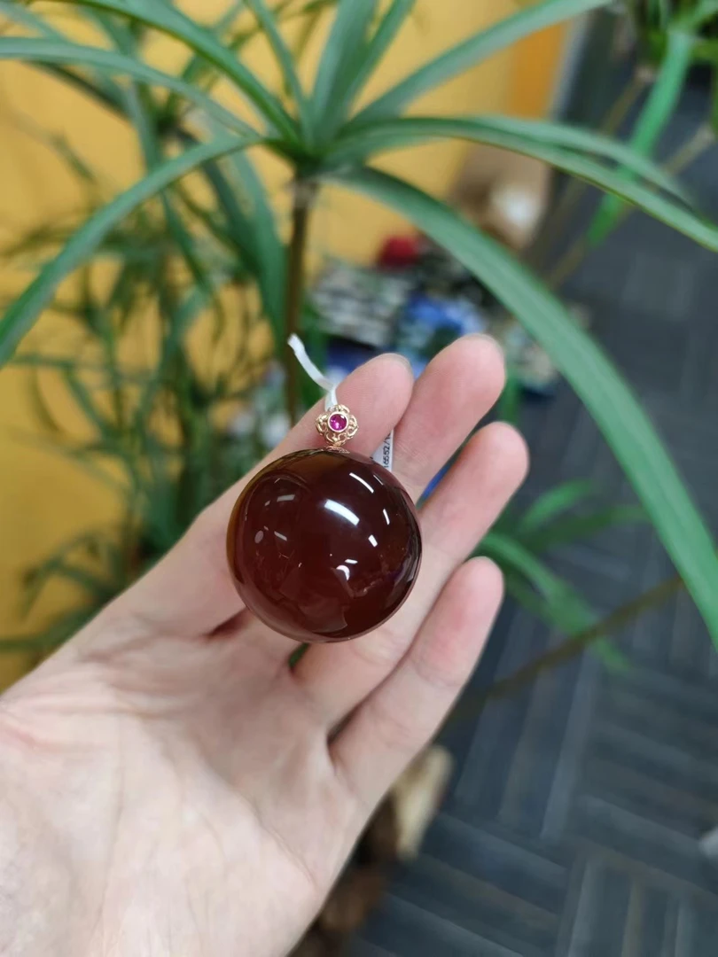 【老掌柜】18k金琥珀单珠吊坠32mm  G21909