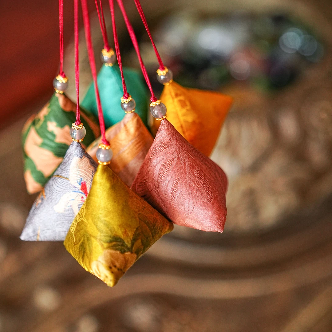 [香包粽子]diy香囊挂件布头+艾草制作