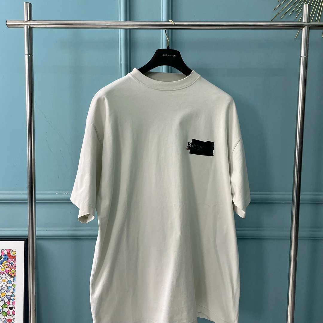balenciaga 巴黎世家白色遮挡logo短袖 尺码3 成色全新仅试穿