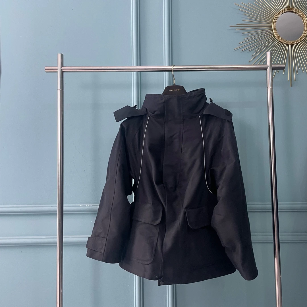 balenciaga 巴黎世家 背后logo派克大衣 外套尺码34 成色全新带吊