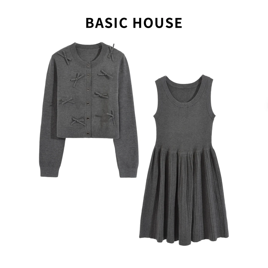 Basic House/百家好秋季新款显瘦运动高腰时尚气质套装清仓6792-5