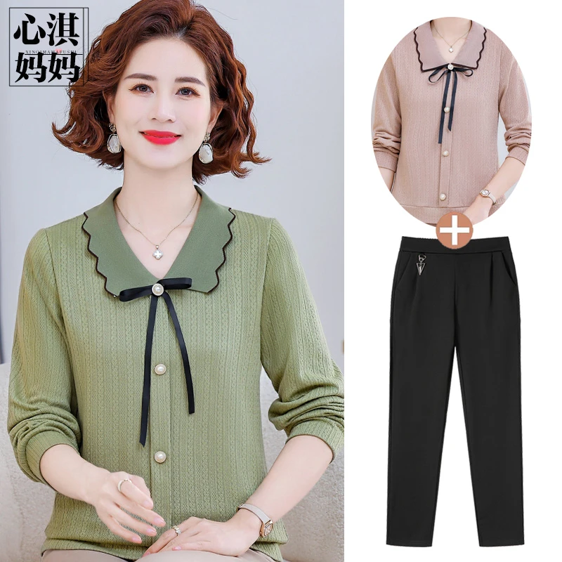 新款妈妈秋装洋气质针织小衫中老年女士春秋时尚薄款翻领打底上衣