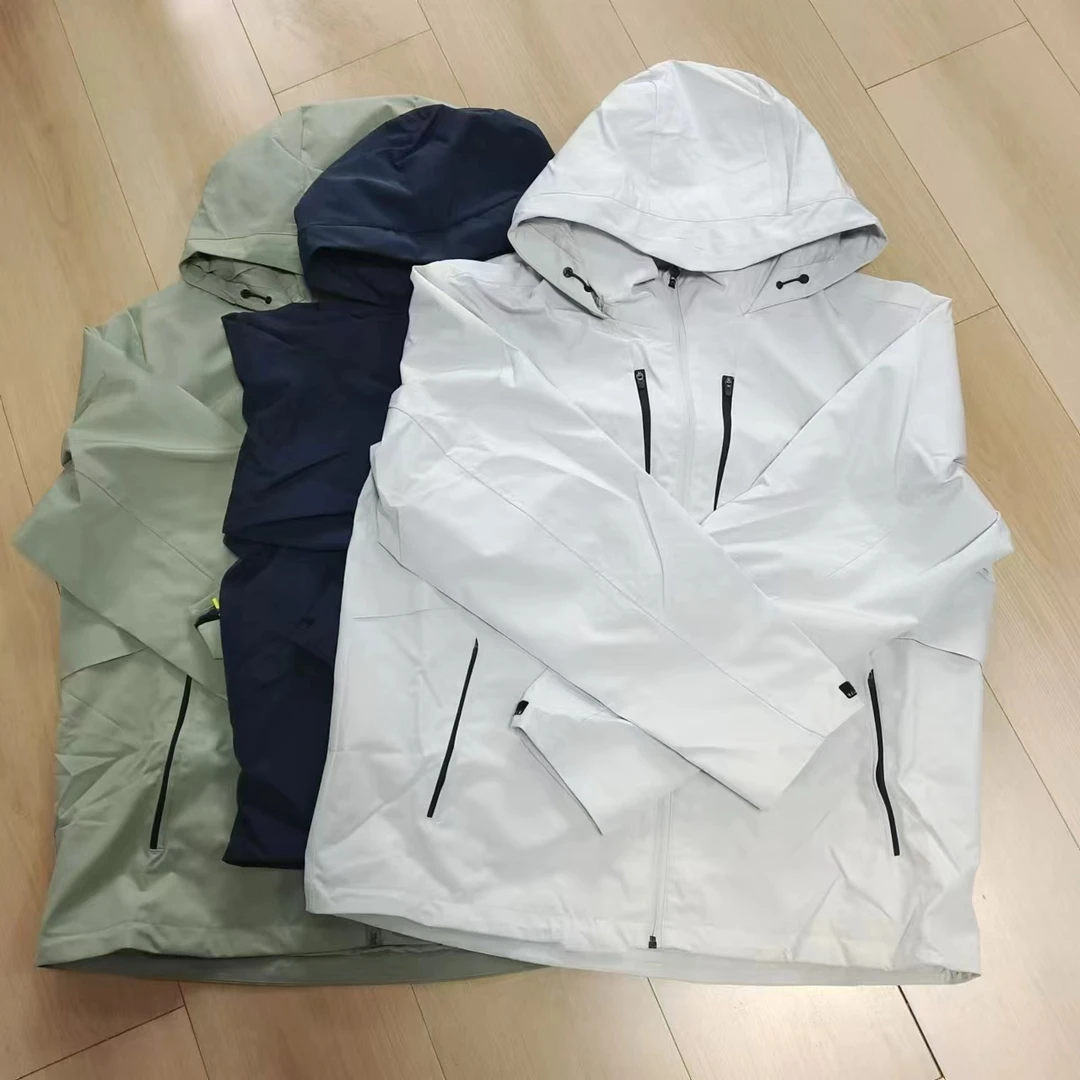 三色男款运动夹克/海