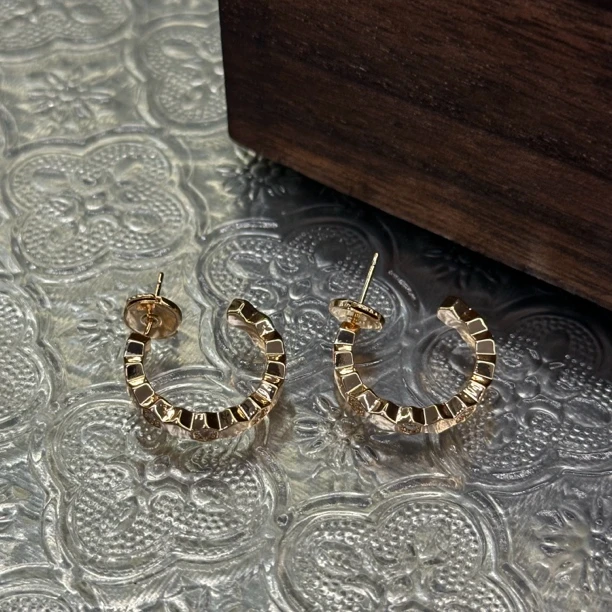 铜合金耳饰 中号蜂窝菱格耳饰-66514