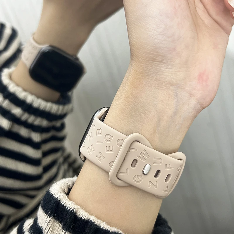 字母硅胶表带适用iWatch苹果S11/10/87/2/46mm表链SE45/Ultra49mm