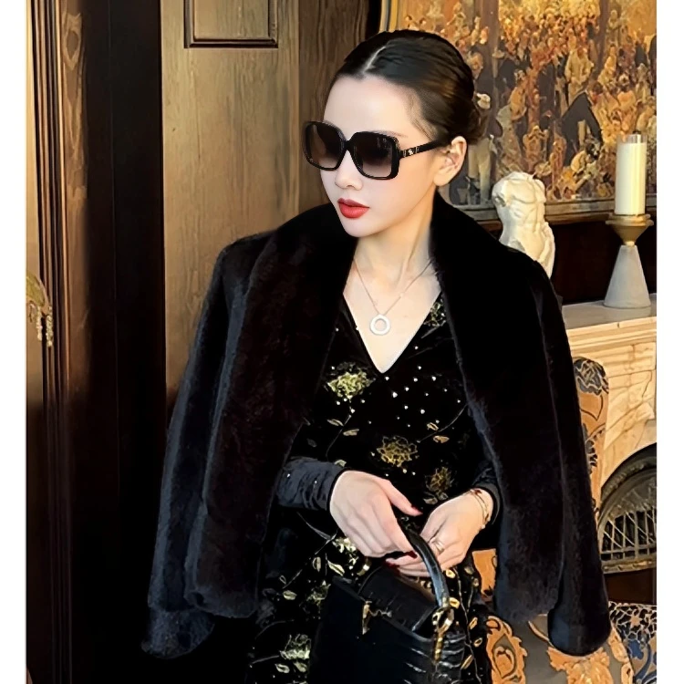 LUXURYMEMO【熊熊服饰】 可持续时髦一件过冬定染收藏级环保毛短