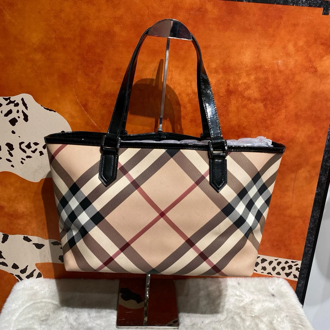 95新 BURBERRY/博柏利 10665 单肩包