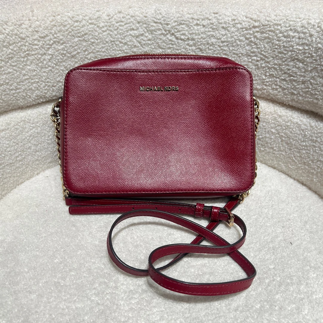 95新 MICHAELKORS/迈克高仕 1782 女士斜挎包