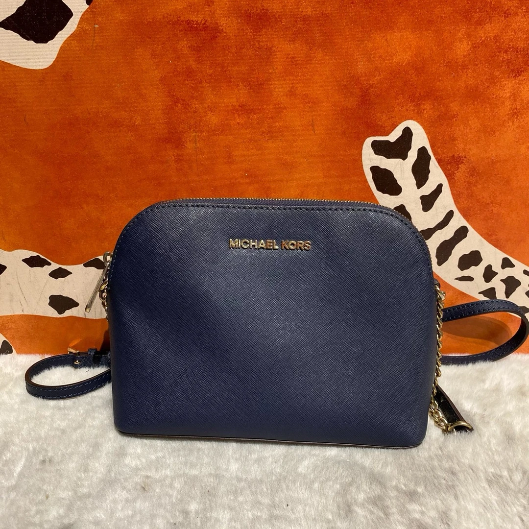 95新 MICHAELKORS/迈克高仕 11496 斜挎包