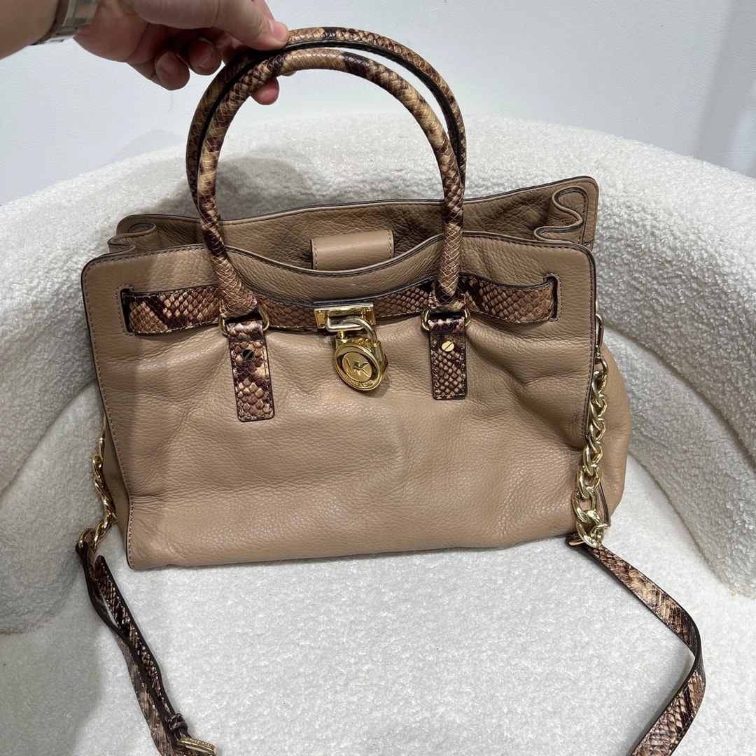 95新 MICHAELKORS/迈克高仕 1542 女士单肩包
