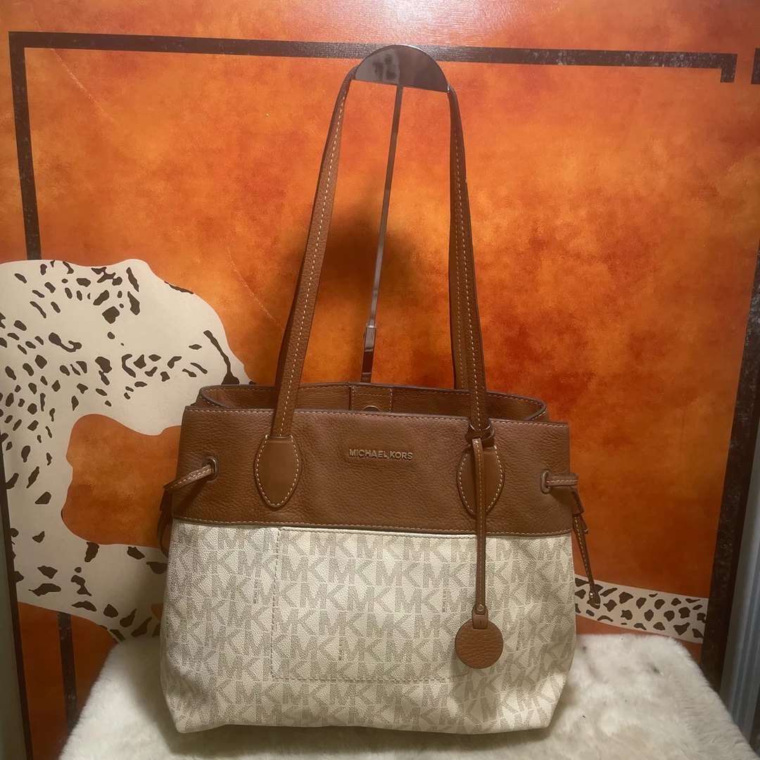 95新 MICHAELKORS/迈克高仕 9720 单肩包