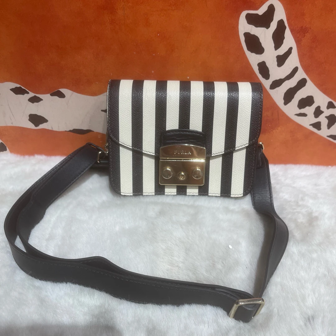 95新 FURLA/芙拉 fula 8965 单肩包