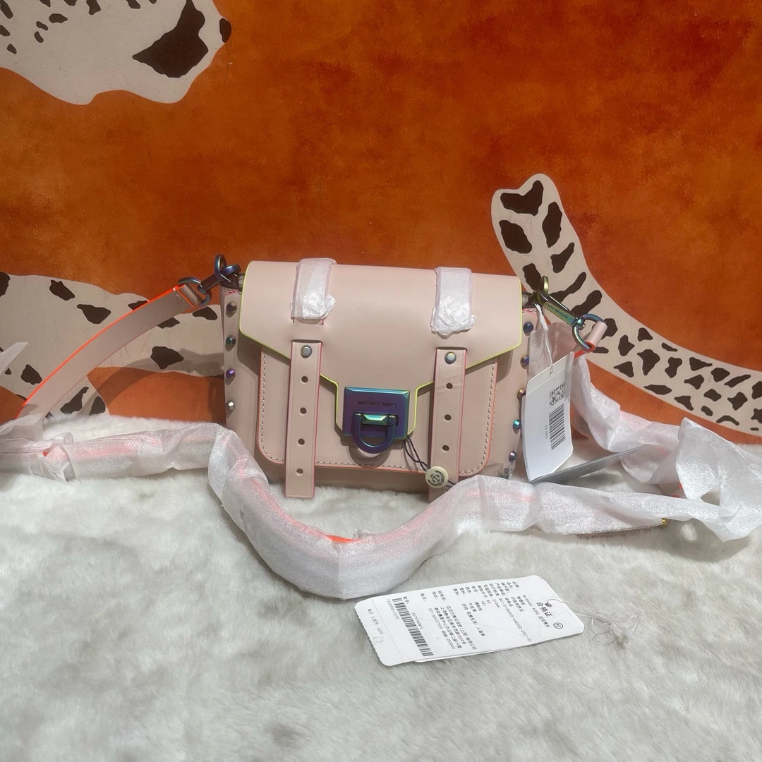 99新 MICHAELKORS/迈克高仕 8551 斜挎包