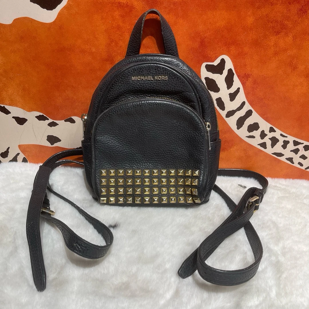 95新 MICHAELKORS/迈克高仕 7032 双肩包