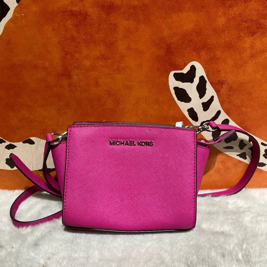 95新 MICHAELKORS/迈克高仕 11585 斜挎包
