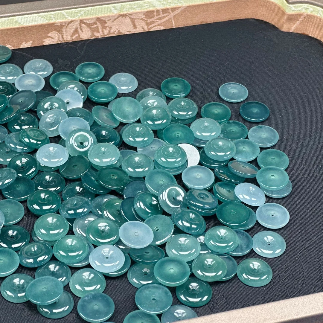 【古古珠宝】”胶扣“翡翠吊坠 通用链接-多样性发其一-不配证书