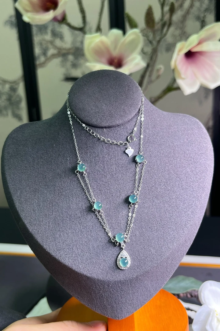 【古古珠宝】”清冷人鱼泪“S925银翡翠项链-无证书-无鉴赏期-YX270