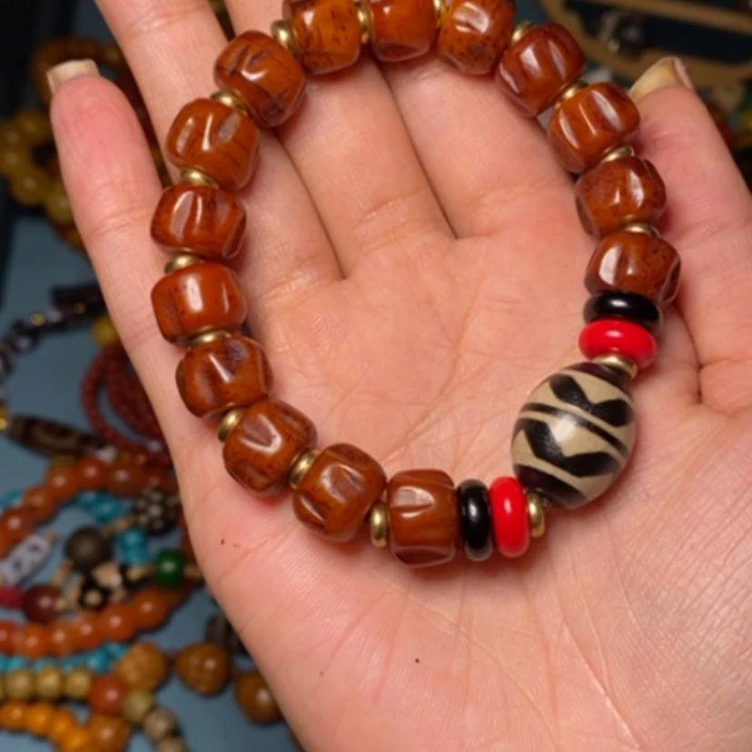 【闪购商品】琉璃颈饰凤**羽