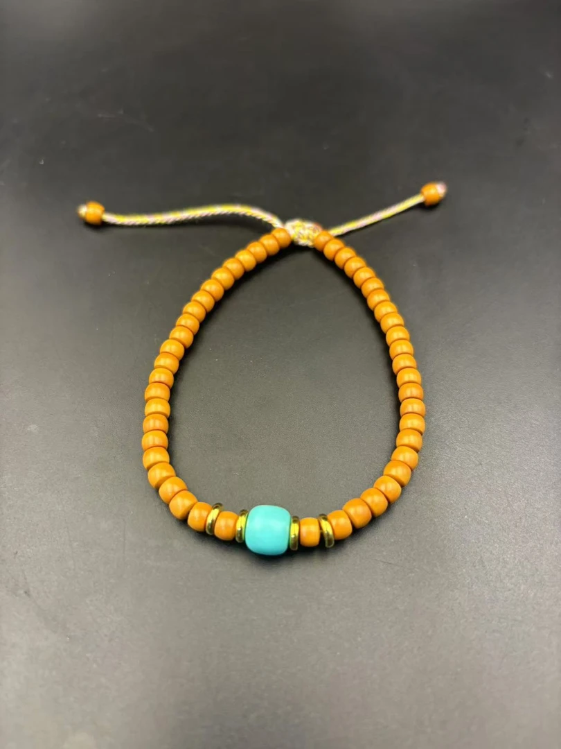 5.0清水橄榄核尖手串