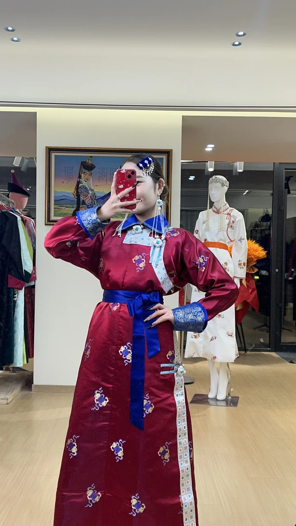 2024新款枣红色传统款长款女士袍子