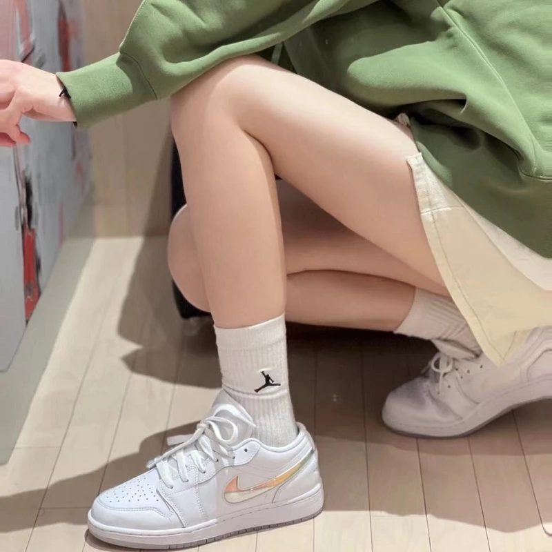 耐克女鞋 AJ1(GS)冰雪奇缘防滑耐磨运动鞋FQ9112-100百搭时尚