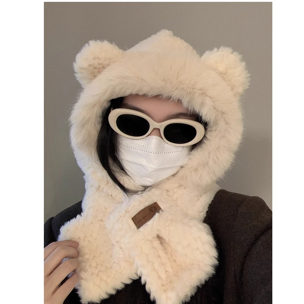 东北新款毛绒帽子围巾一体冬款女可爱学生保暖雷锋帽电动车防寒帽