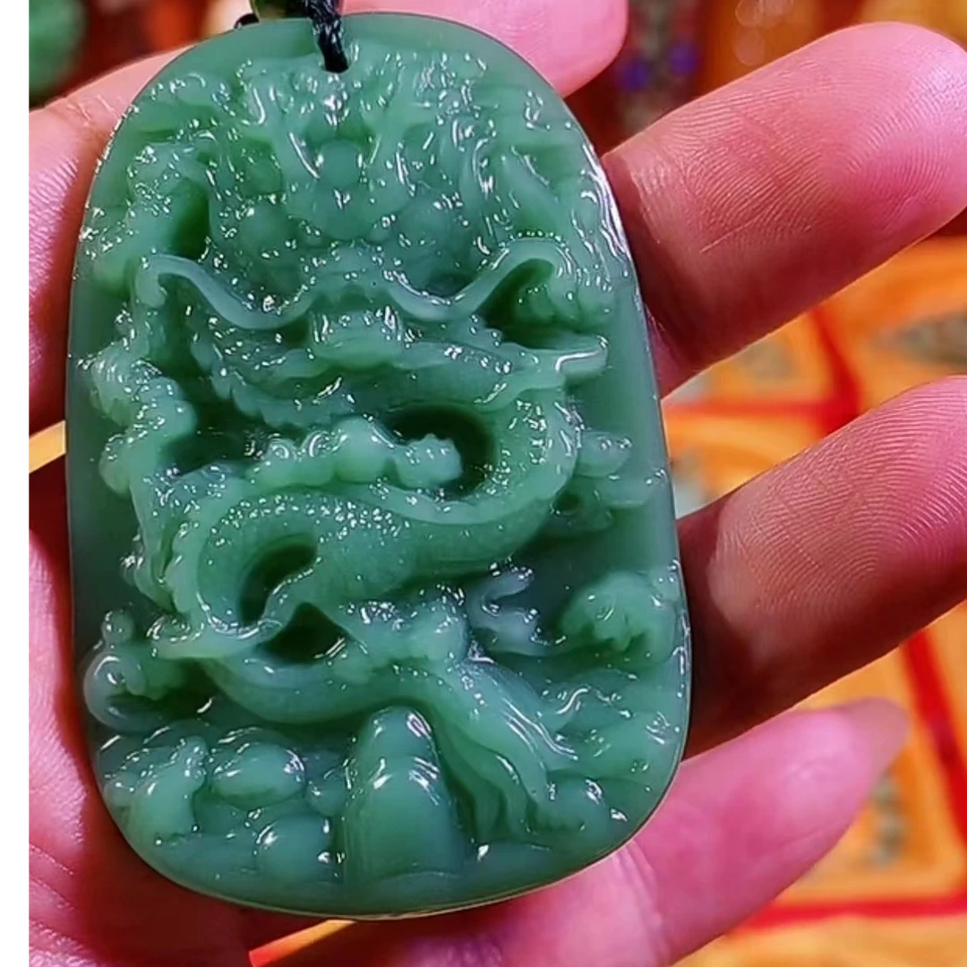 1粉丝福利时尚饰品深绿色龙牌
