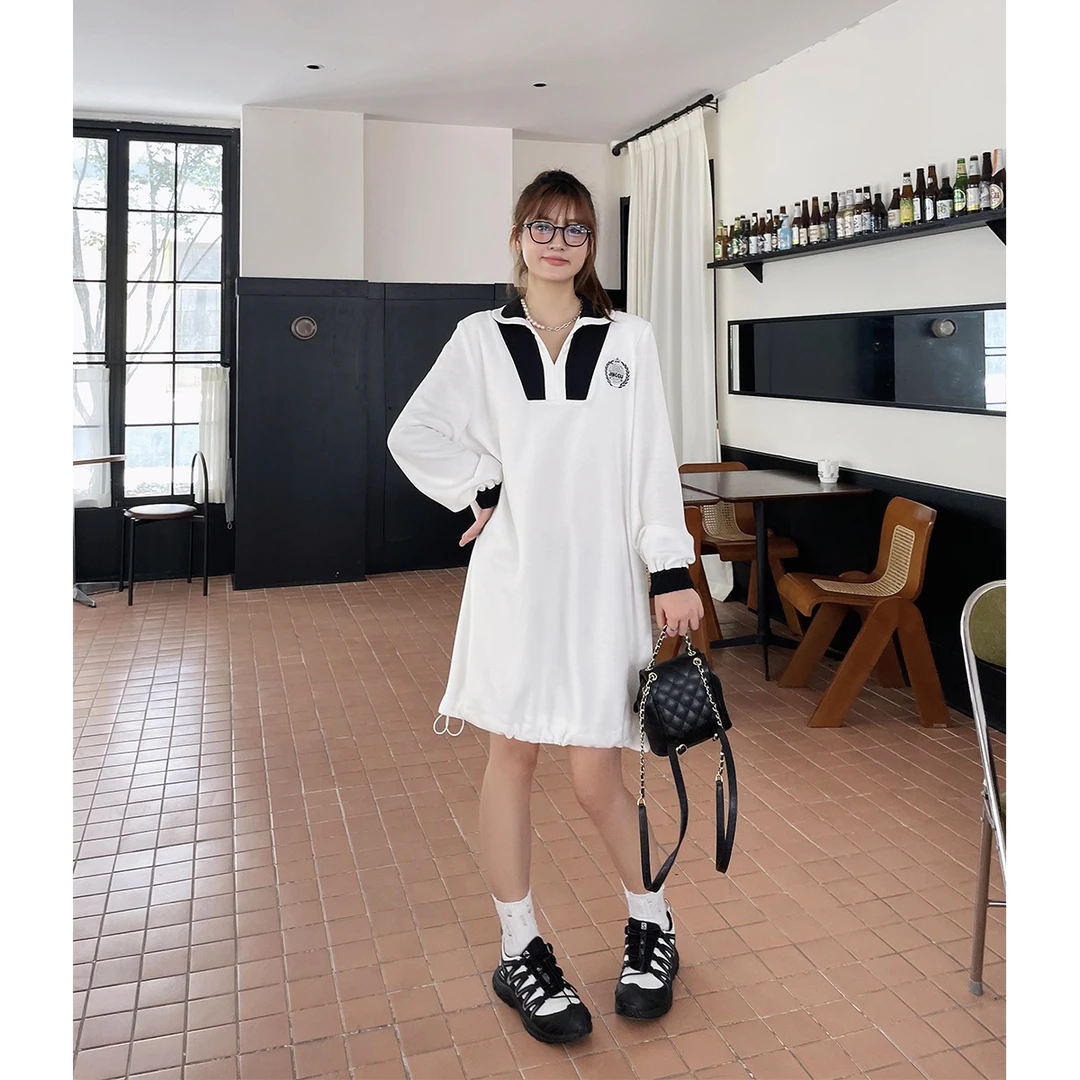 晶咕白标~短款学院风撞色连衣裙女夏季大码宽松显瘦长袖卫衣裙