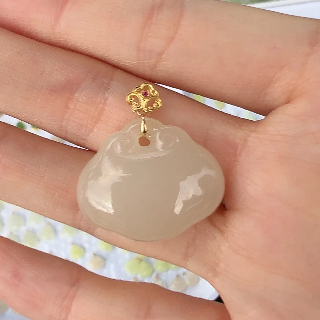 和田玉吊坠(不含链)未镶嵌