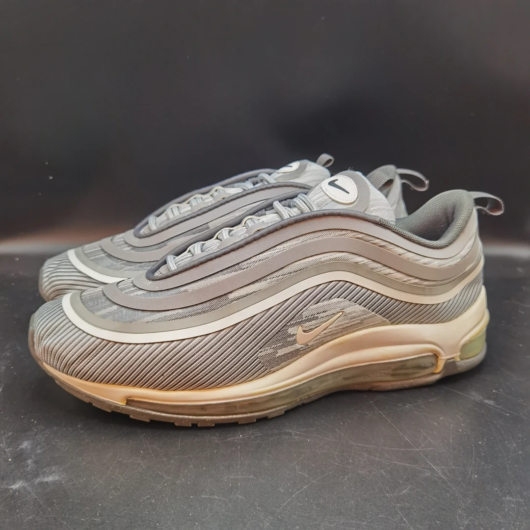 41码 Nike air max97 狼灰 二手球鞋无原盒 成色参考详情图