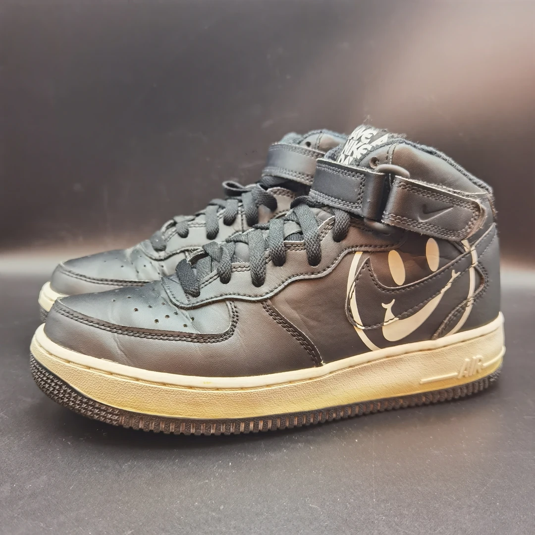39码 Nike AF1 黑白 二手球鞋无原盒 鞋口磨损公价1299