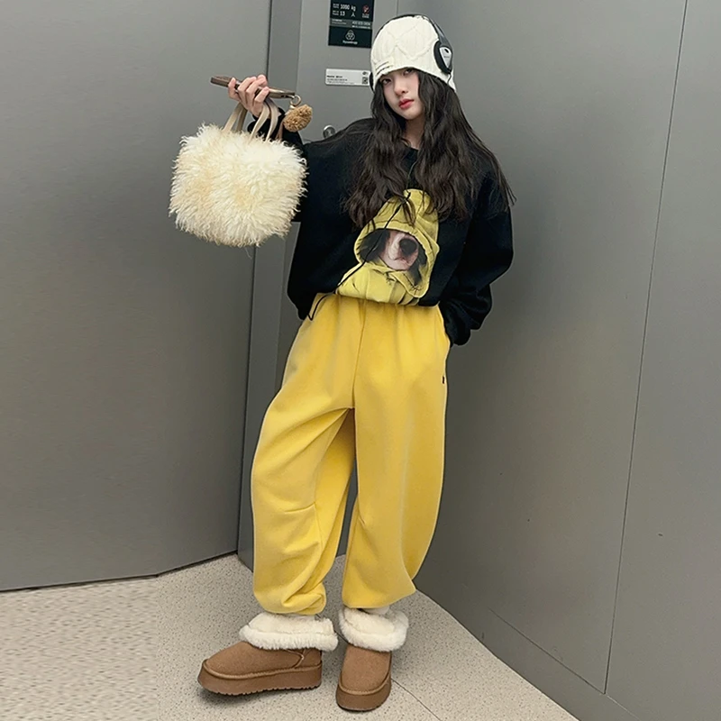 女童加绒卡通小狗印花长袖卫衣时尚休闲加厚保暖黄色弯刀裤套装