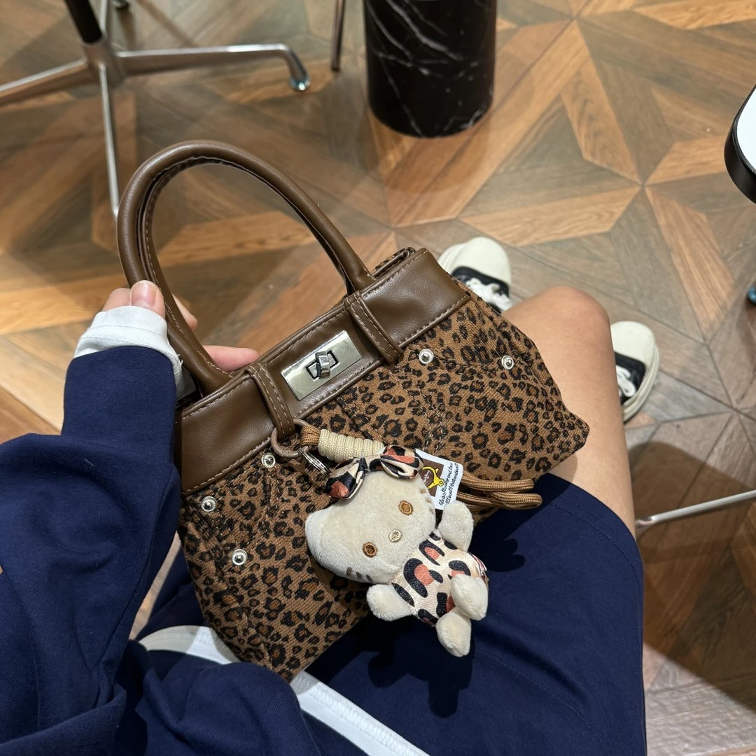 豹纹复古小包包女2025秋冬新款手提水桶包高级质感通勤百搭斜挎包