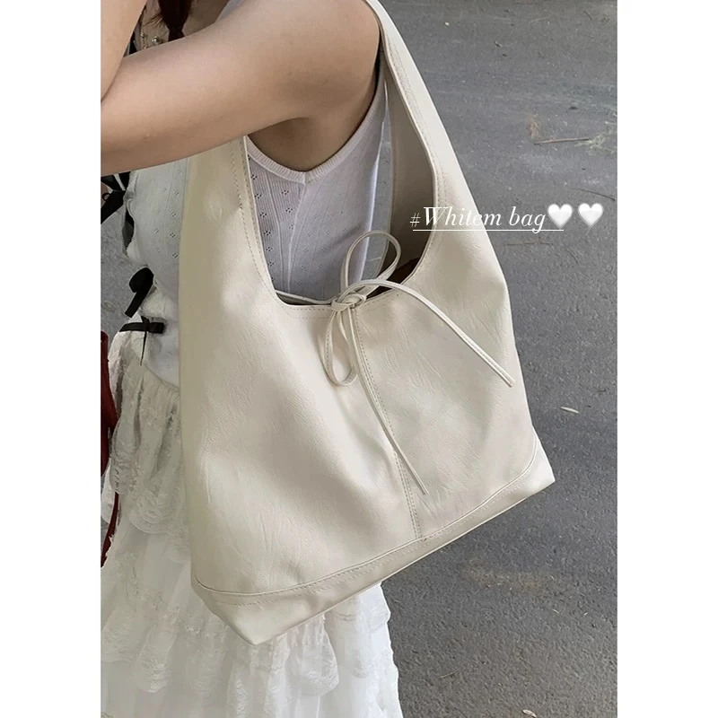 大容量韩版小众包包女百搭法系蝴蝶结通勤手提单肩腋下休闲托特包