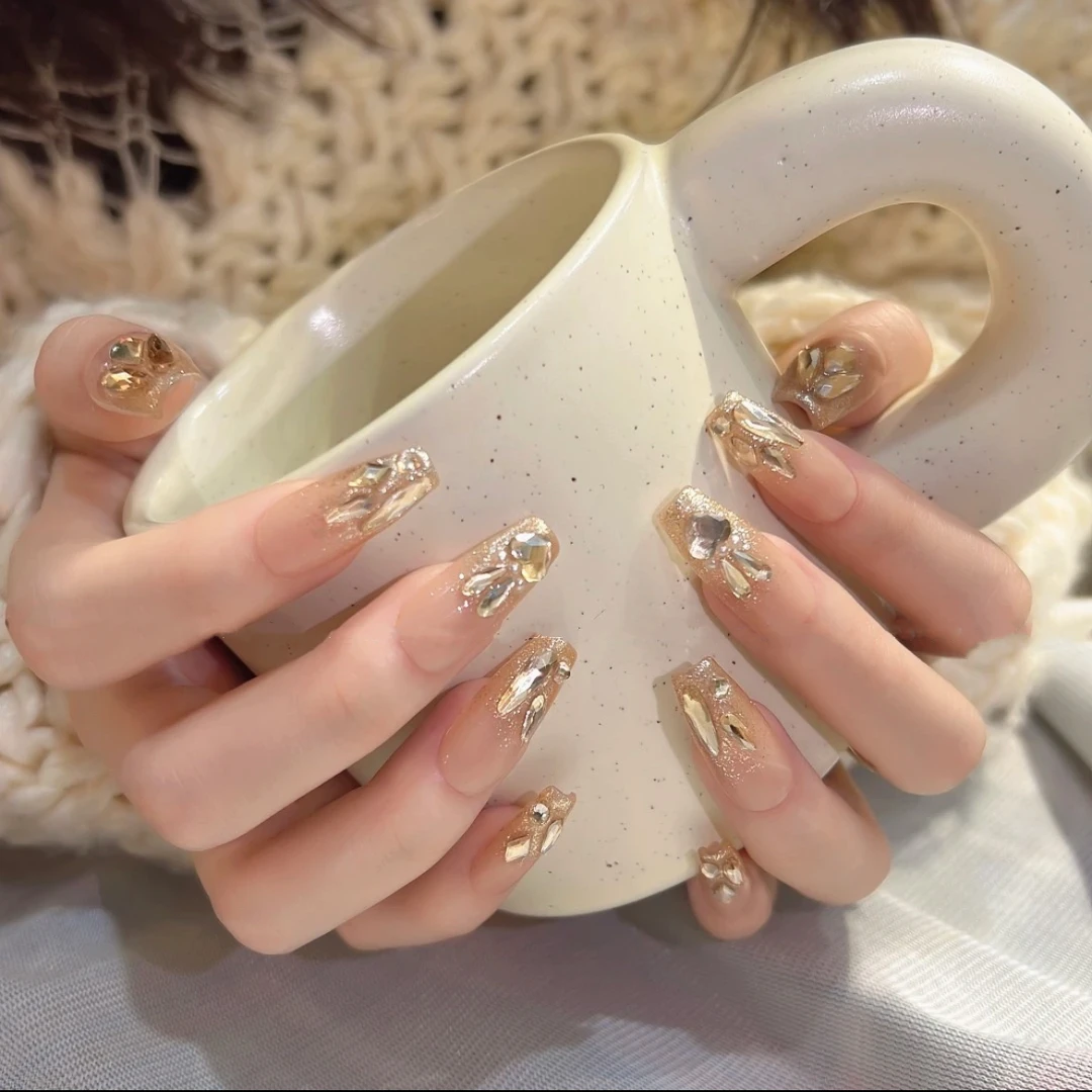 【香槟萌兔】秋冬新款纯手工穿戴甲裸色爆闪带钻兔兔中长款日常显白