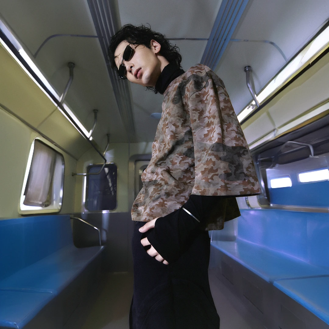 ATETEEN【Uncycle】复古短款迷彩休闲高领长袖两件套