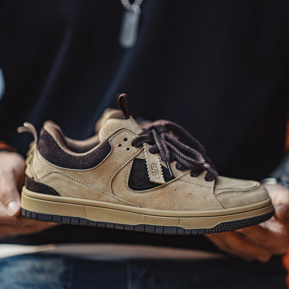 马登火星之旅滑板鞋男士款透气运动休闲复古鞋低帮小众百搭面包鞋