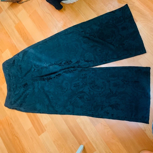 黑色提花气质百搭加棉压皱纹直筒裤长裤