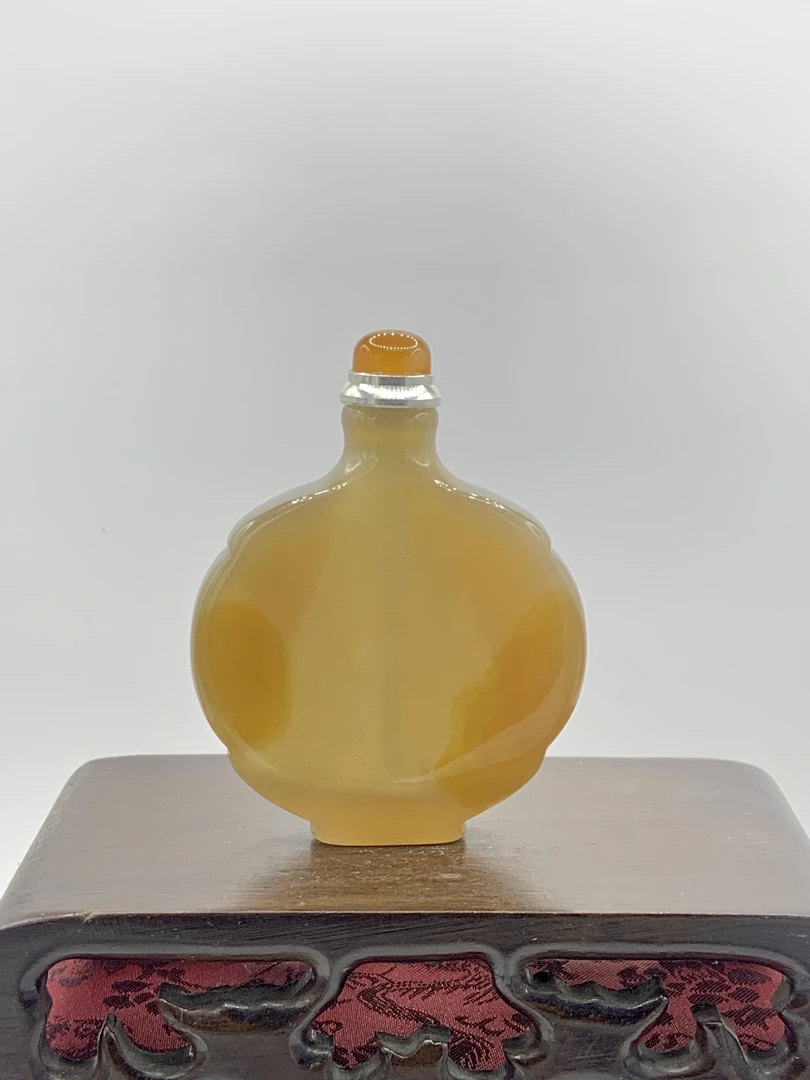 A07 鼻烟壶   天然玛瑙  手工制作！