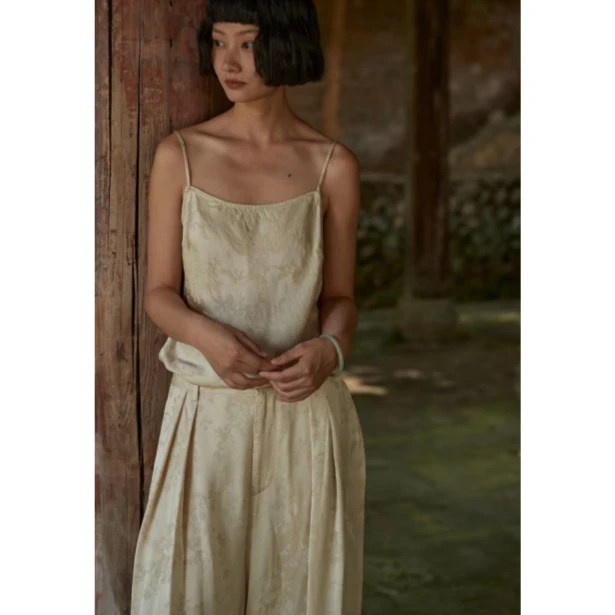 左岸迷香雾白色萤绿色吊带1015法式复古气质仙女宽松显瘦国风温柔