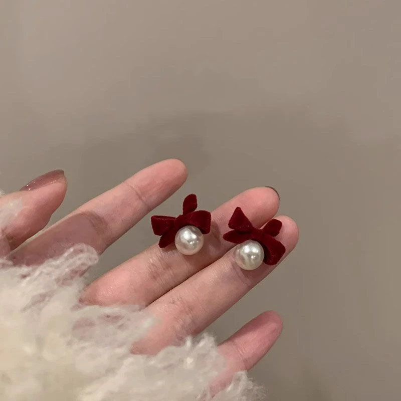 适合过年戴的红色蝴蝶结耳环暖冬高级感气质小众独特红色新年耳钉